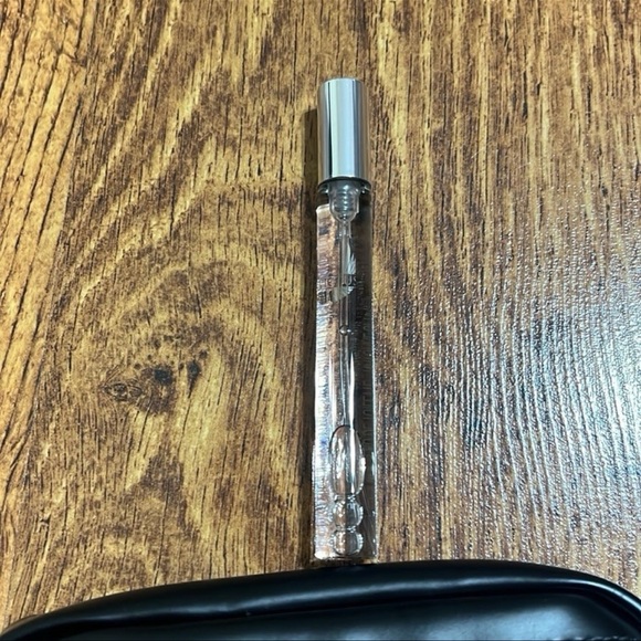 - Paco Rabanne Invictus Travel
Set(New) - Picture 3 of 8